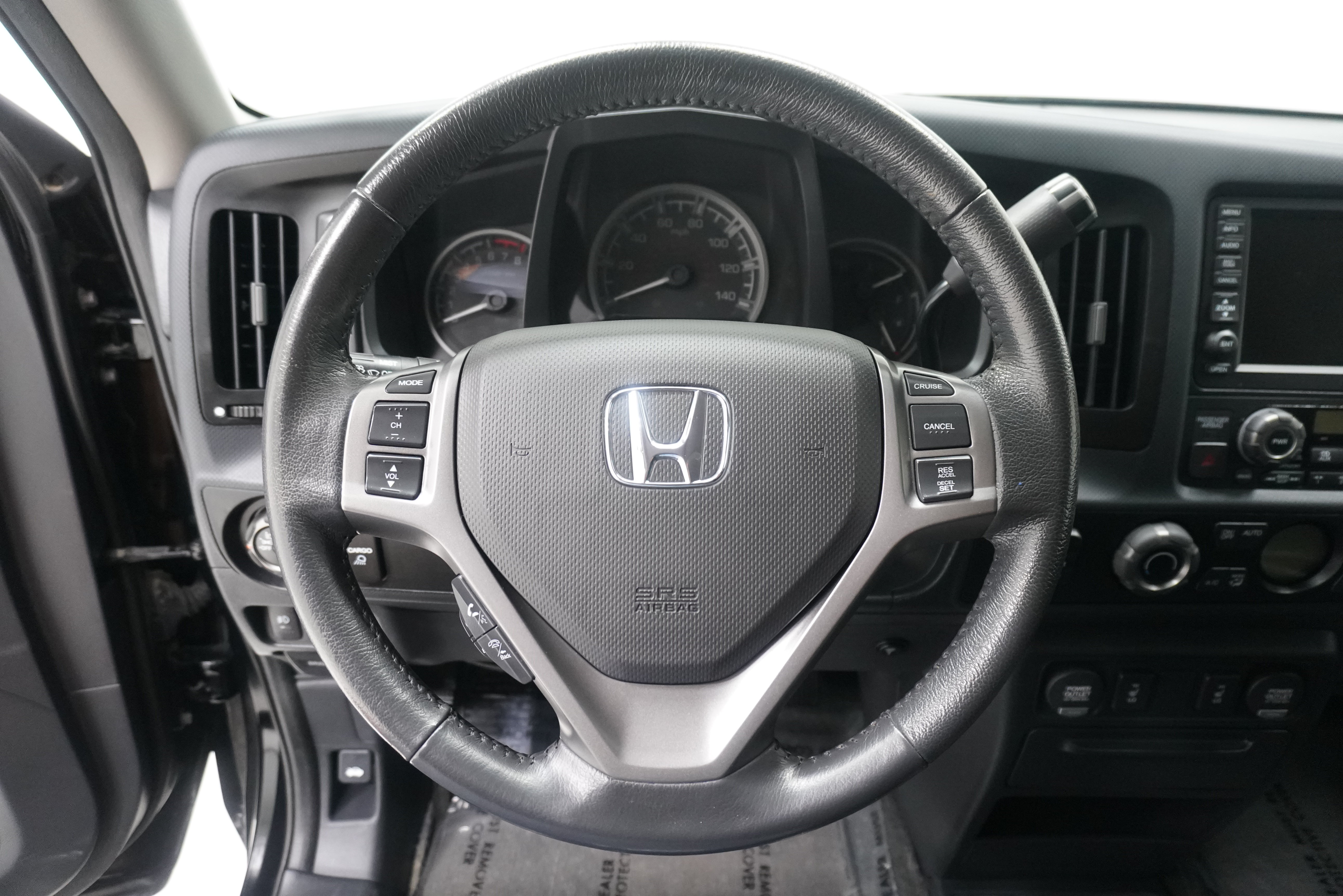 Used 2014 Honda Ridgeline SE image 16