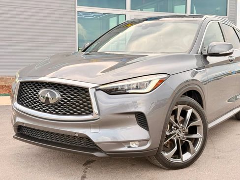 Used 2019 INFINITI QX50 Essential w/ Sensory Package AWD/4WD image 4