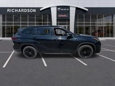 Used 2023 Toyota Highlander XSE AWD/4WD image 14