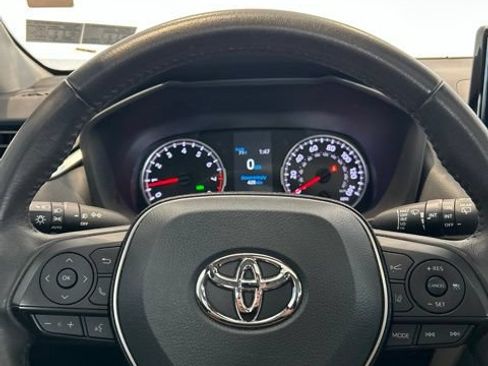 Certified 2021 Toyota RAV4 XLE Premium FWD image 10