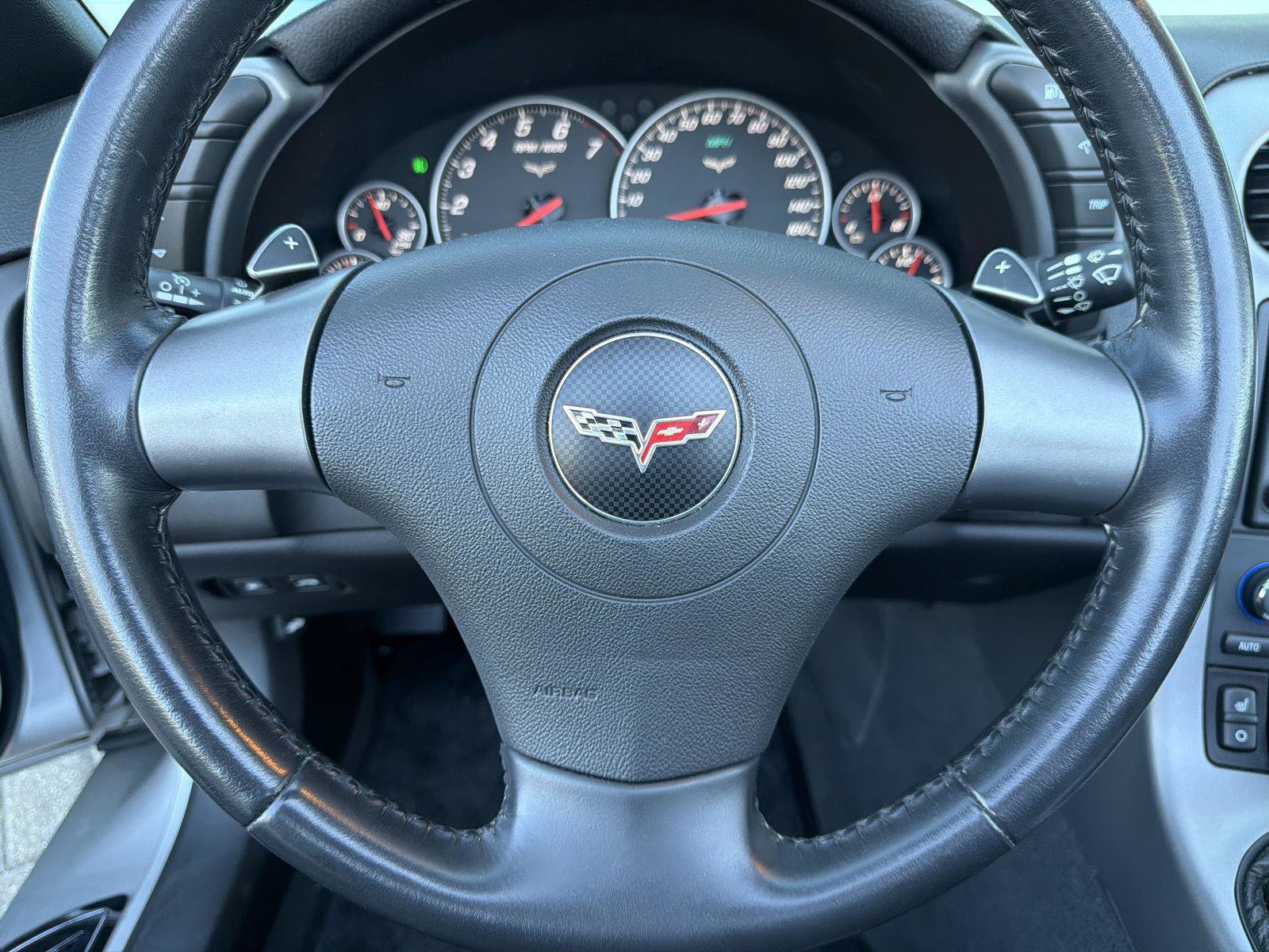 Used 2006 Chevrolet Corvette Convertible w/ Preferred Equipment Group RWD image 23