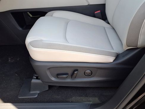 New 2026 Nissan Pathfinder SL AWD/4WD image 9