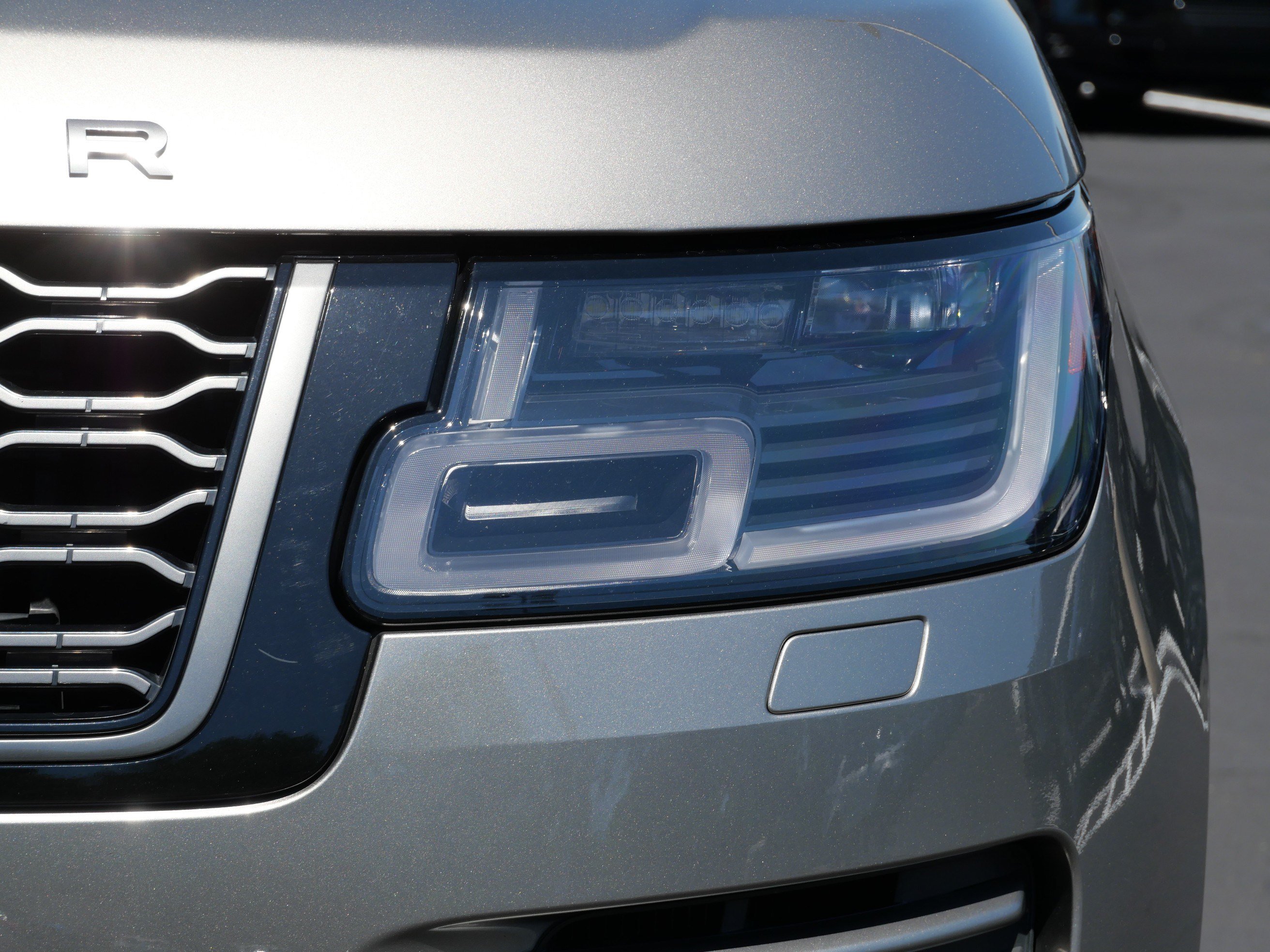 Used 2021 Land Rover Range Rover AWD/4WD image 9