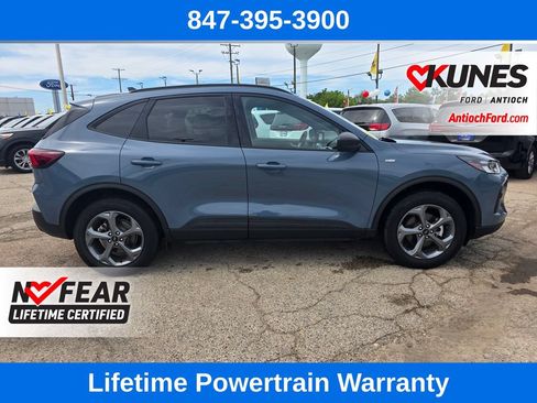 Certified 2025 Ford Escape ST-Line AWD/4WD image 8