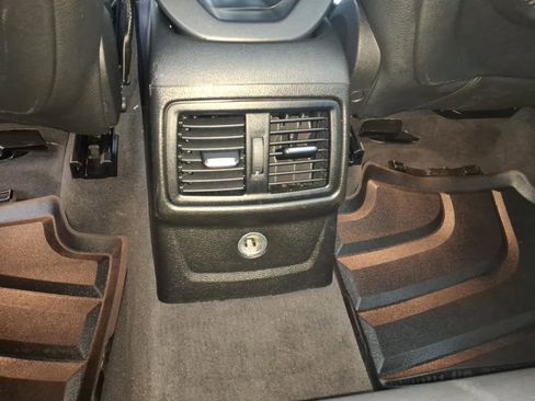 Used 2016 BMW X1 xDrive28i image 8