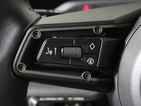 Used 2023 Porsche Taycan 4S image 24