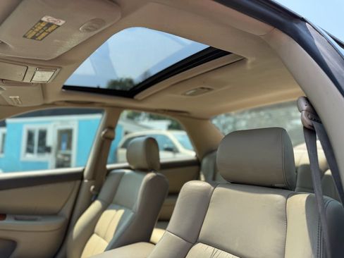 Used 2000 Lexus ES 330 FWD image 12