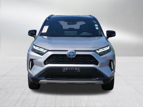 Used 2023 Toyota RAV4 XSE AWD/4WD image 2