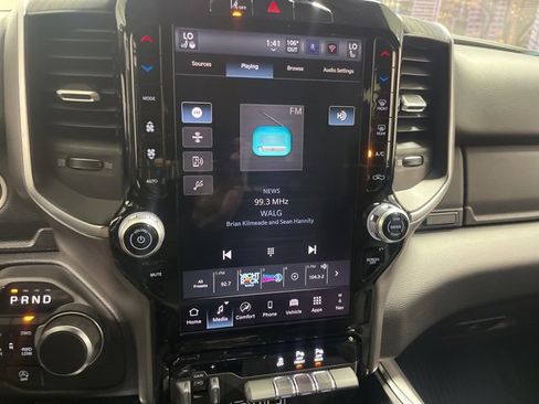 New 2026 RAM 1500 4x4 Crew Cab image 20