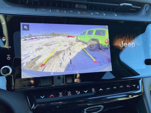 New 2026 Jeep Grand Cherokee Limited w/ Limited Altitude Package image 17