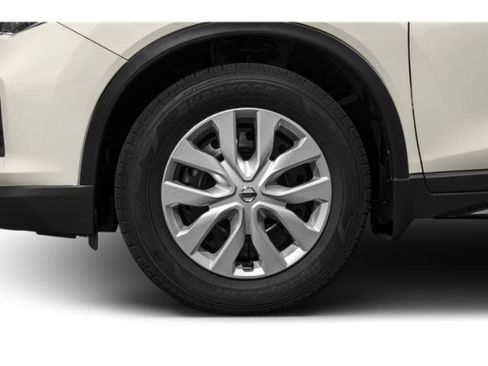 Used 2017 Nissan Rogue SV w/ SV Premium Package AWD/4WD image 11