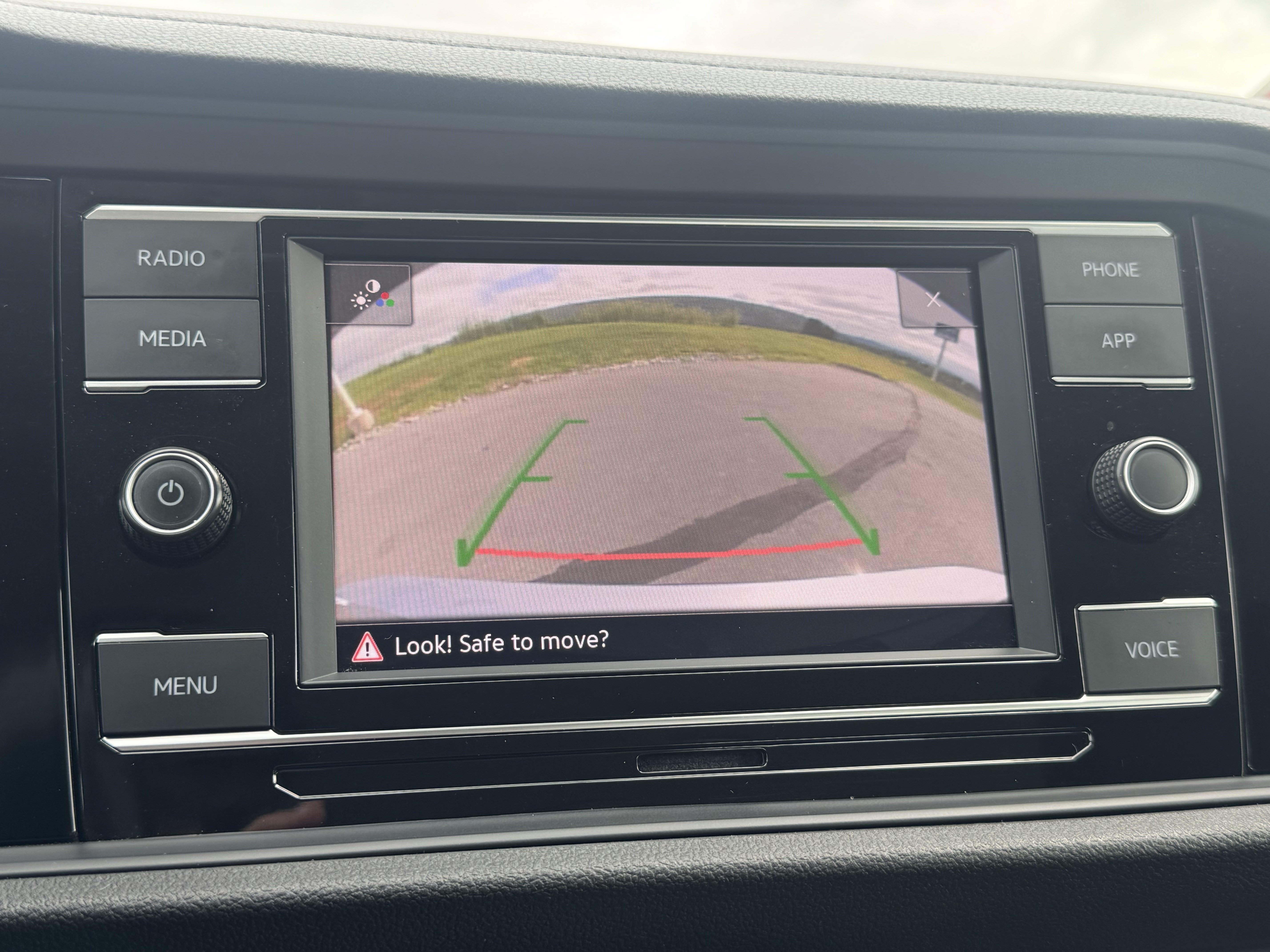 Used 2024 Volkswagen Jetta S FWD image 27