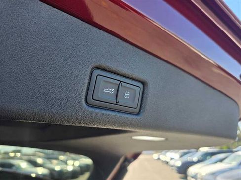 New 2025 Audi Q5 Prestige image 18