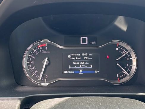 Used 2017 Honda Pilot Touring image 9