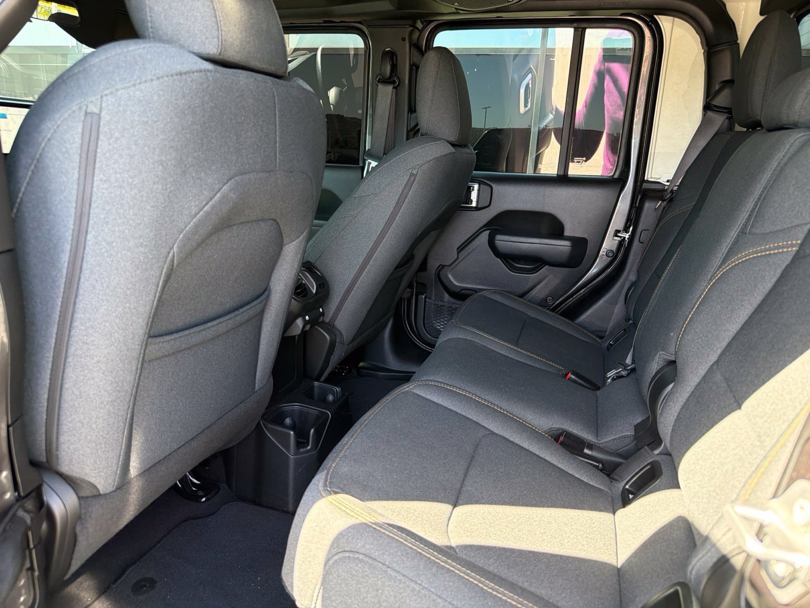 Used 2025 Jeep Gladiator Sport AWD/4WD image 8