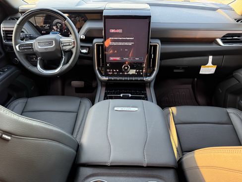 New 2026 GMC Yukon XL Denali w/ Denali Reserve Package image 12