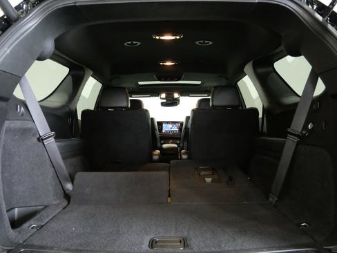 Used 2023 Dodge Durango R/T w/ Tow 'N Go Package AWD/4WD image 30