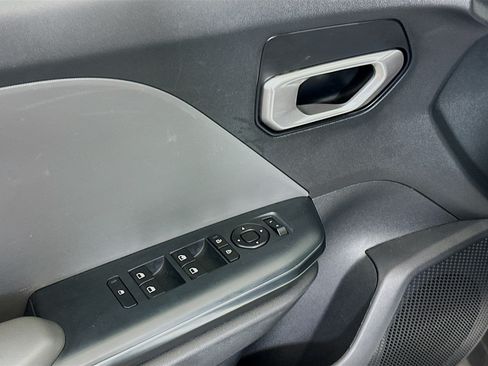 Used 2025 Kia K4 FWD image 15