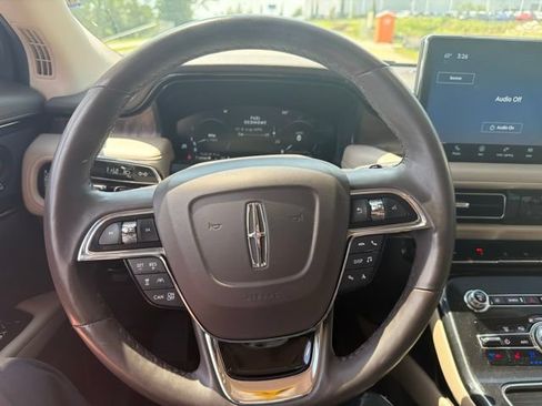 Used 2023 Lincoln Nautilus Reserve w/ Equipment Group 201A AWD/4WD image 11