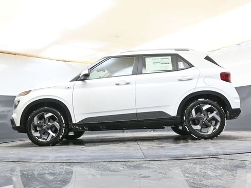 New 2026 Hyundai Venue SEL image 41