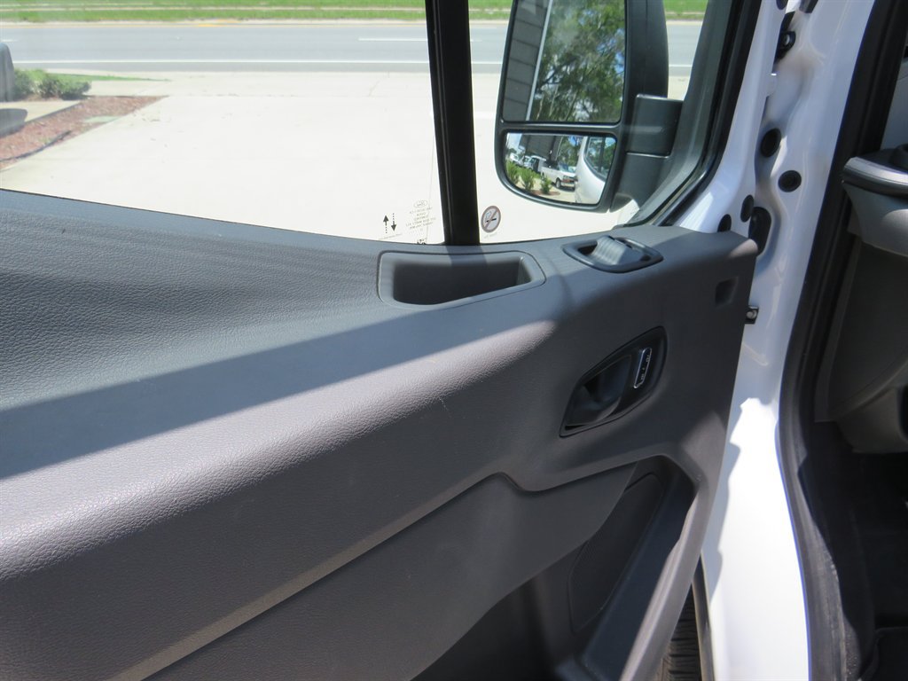 Used 2025 Ford Transit 250 Low Roof w/ Exterior Upgrade Package RWD image 12