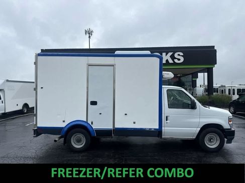 Used 2024 Ford E-350 and Econoline 350 Super Duty w/ Power Windows & Locks Group RWD image 1