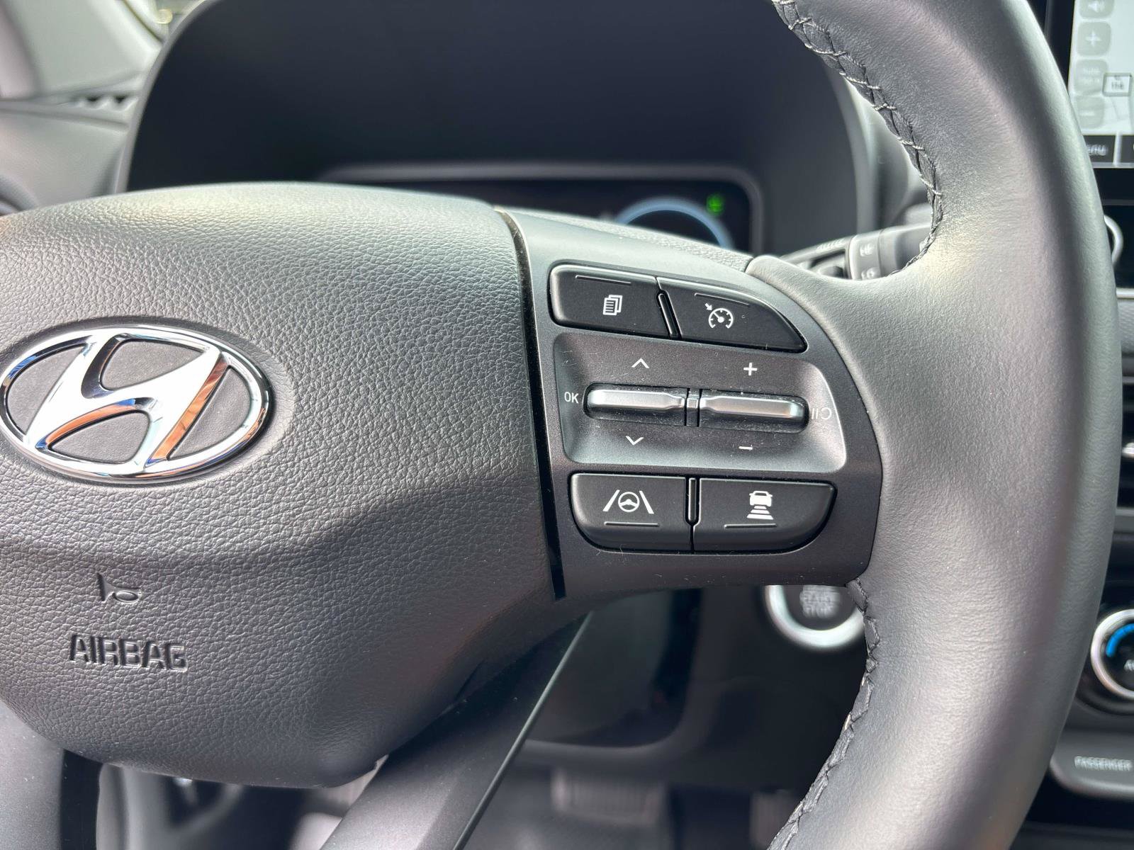 Used 2023 Hyundai Kona Limited w/ Cargo Package AWD/4WD image 20