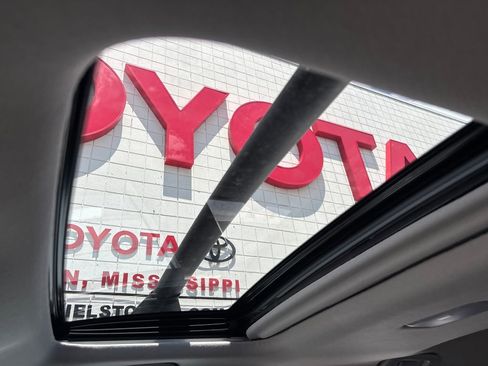 New 2026 Toyota Corolla Cross XLE FWD image 18