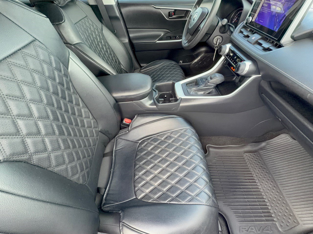 Certified 2023 Toyota RAV4 LE FWD image 30