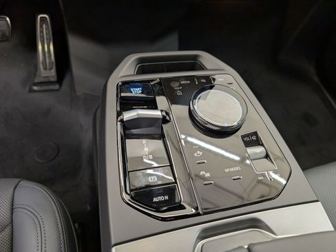 New 2026 BMW iX xDrive45 w/ M Sport Package image 19