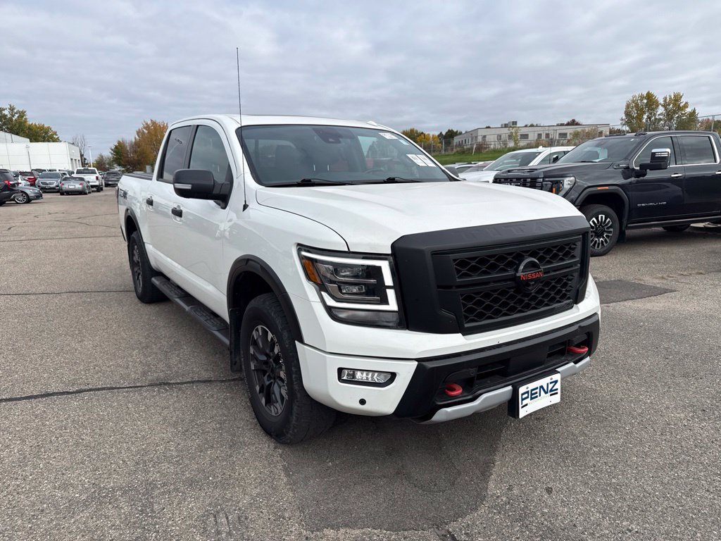 Used 2021 Nissan Titan PRO-4X AWD/4WD image 3