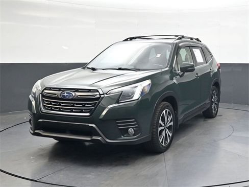Used 2022 Subaru Forester Limited image 9