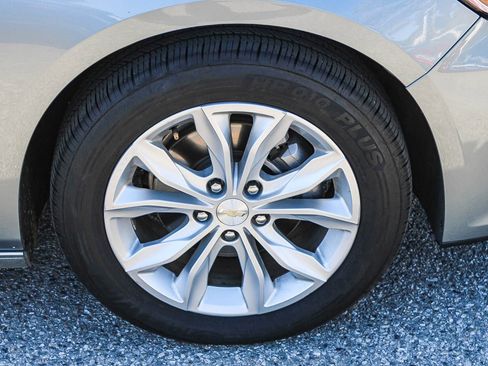 Used 2024 Chevrolet Malibu LT image 11