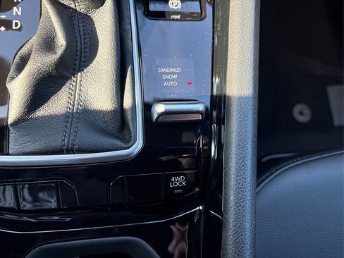 New 2026 Jeep Compass Limited image 26