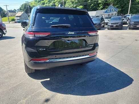 New 2026 Jeep Grand Cherokee Laredo AWD/4WD image 4