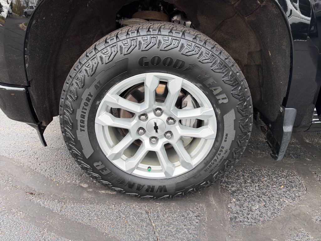 Certified 2022 Chevrolet Silverado 1500 RST w/ Z71 Off-Road Package AWD/4WD image 28