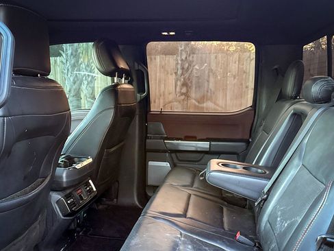 Used 2021 Ford F150 Lariat w/ Equipment Group 502A High image 26