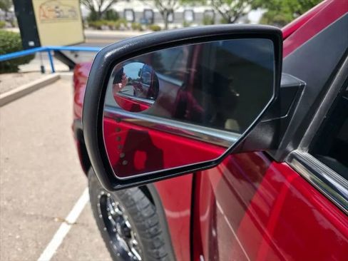 Used 2018 GMC Sierra 1500 Denali AWD/4WD image 42
