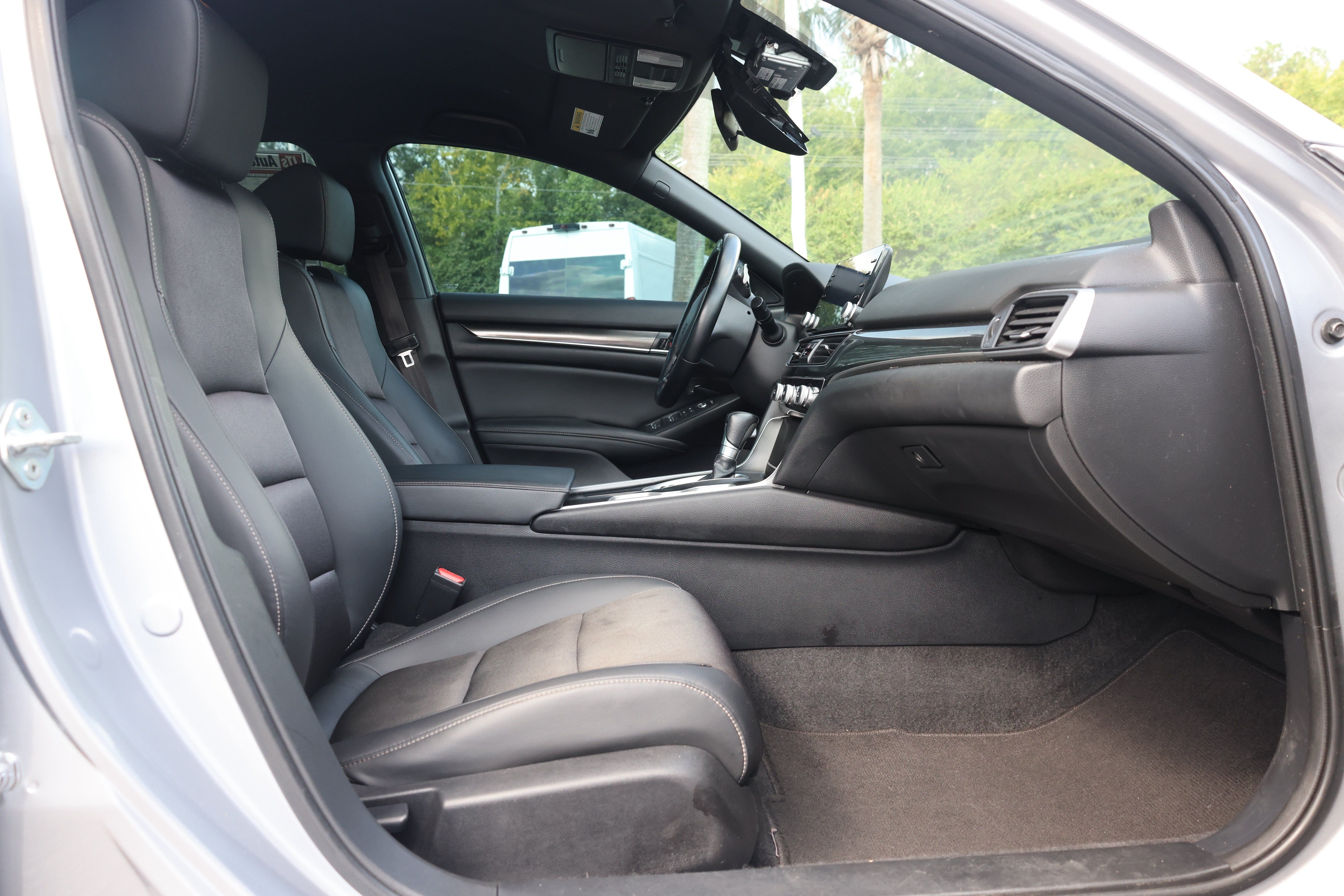 Used 2022 Honda Accord Sport image 17
