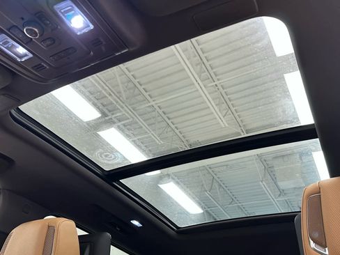 Used 2024 Cadillac Escalade ESV Sport w/ LPO, ONYX Package image 42