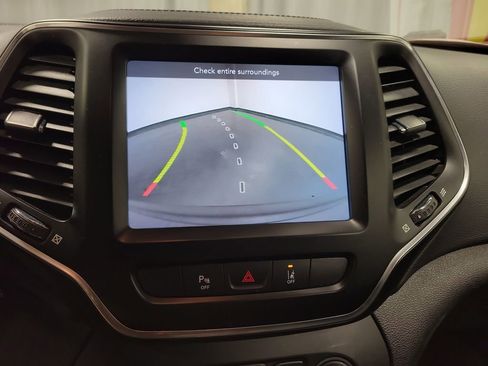 Used 2022 Jeep Cherokee Latitude Lux image 16