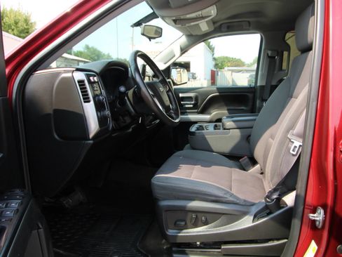 Used 2017 Chevrolet Silverado 1500 LT w/ All Star Edition AWD/4WD image 9