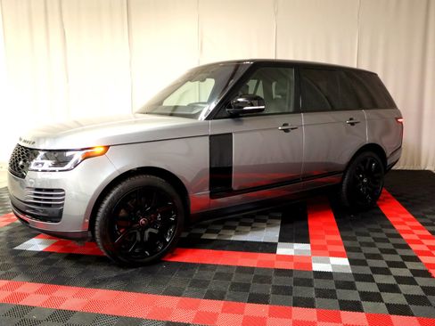 Used 2022 Land Rover Range Rover Westminster Edition image 3