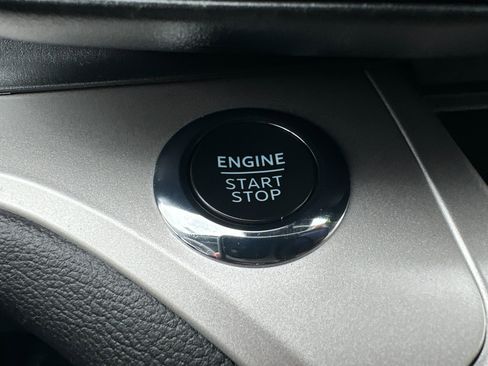 Certified 2022 Ford Explorer XLT image 24