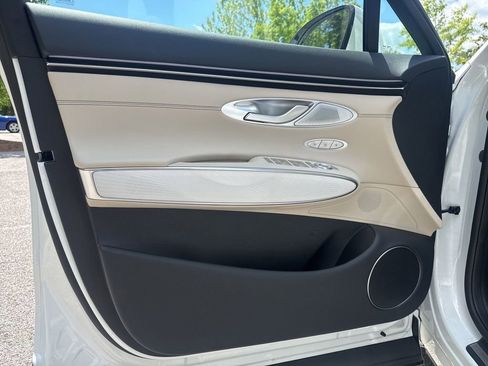 New 2026 Genesis GV70 2.5T Advanced AWD/4WD image 13