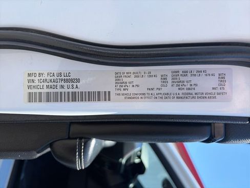Used 2023 Jeep Grand Cherokee L Laredo AWD/4WD image 54