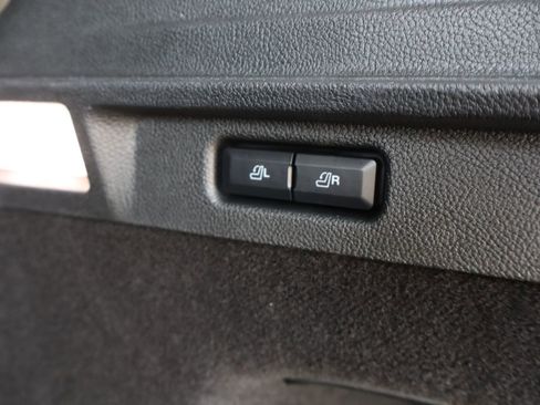 Used 2023 Lincoln Corsair AWD w/ Equipment Group 101A image 37