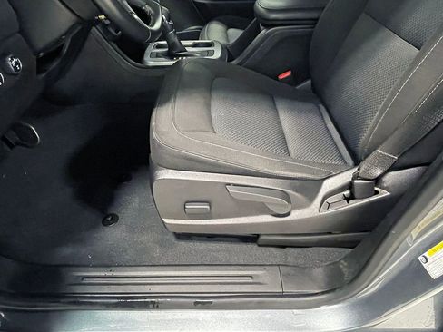 Used 2022 Chevrolet Colorado LT w/ LT Convenience Package image 21