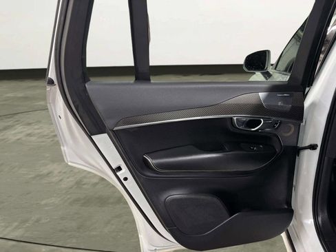 Used 2018 Volvo XC90 T6 R-Design w/ Convenience Package image 12