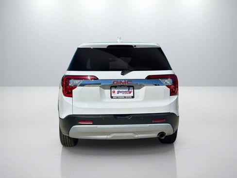 Used 2021 GMC Acadia SLE image 6